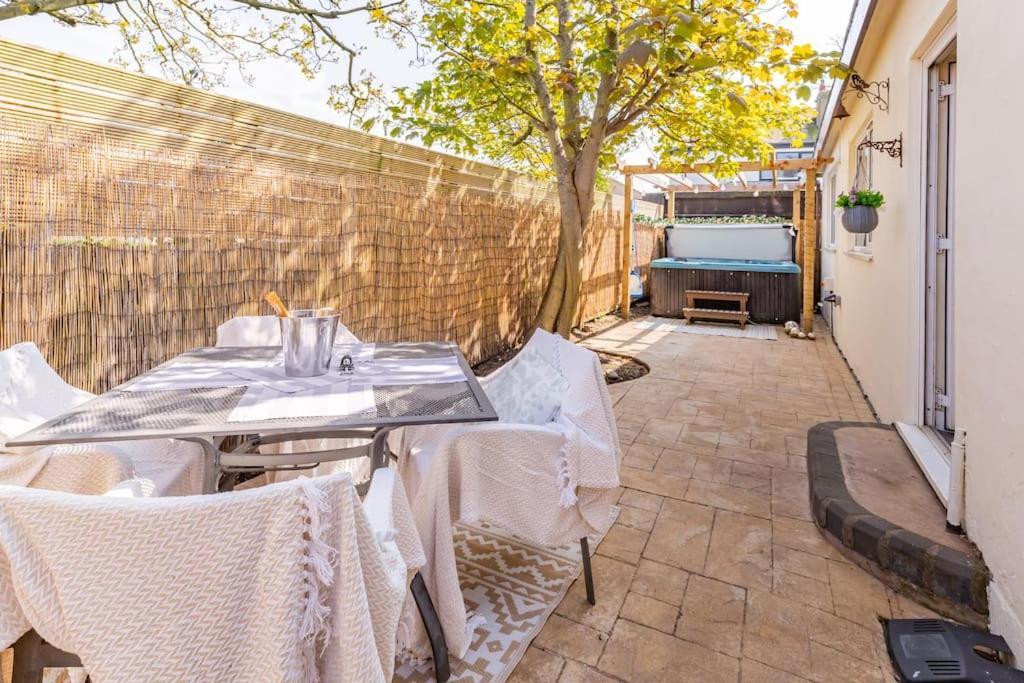 Villa The Hideaway Cleveleys Exterior foto